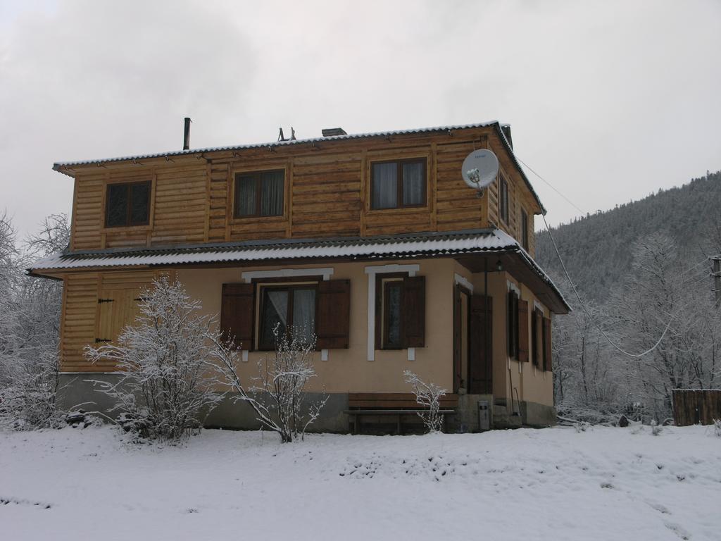 Arnika Tatariv Hotell Exteriör bild
